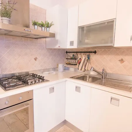 דירה Modern In Historic Building