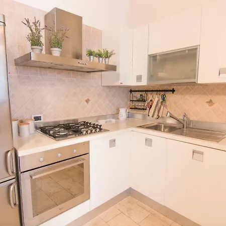 דירה Modern In Historic Building