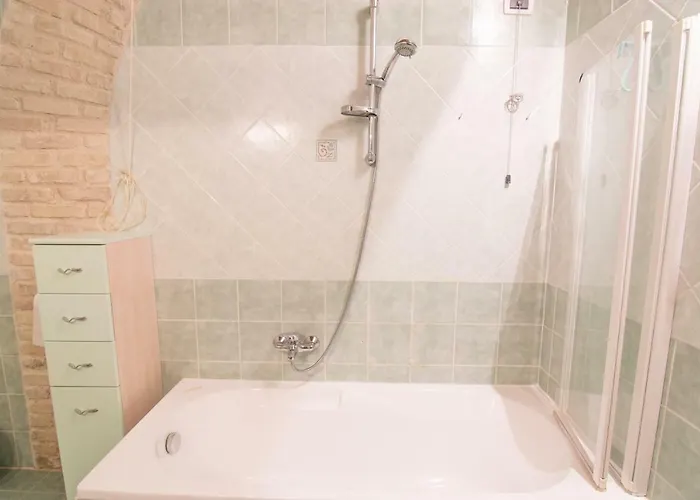 شقة Modern In Historic Building *